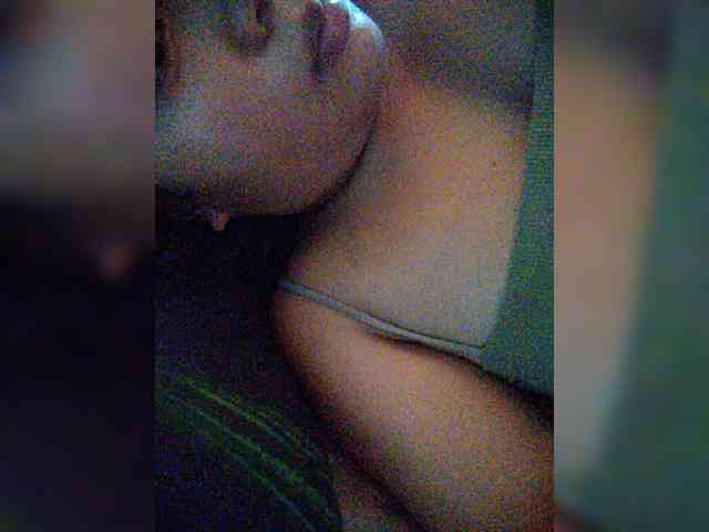 hornylittleprincess69 webcam