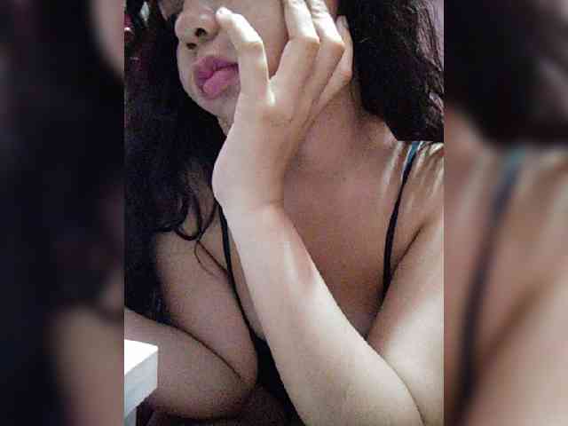 hornylittleprincess69 webcam