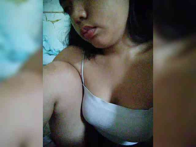 hornylittleprincess69 webcam