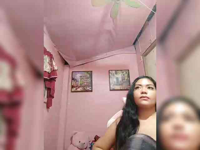 hornylittleprincess69 webcam