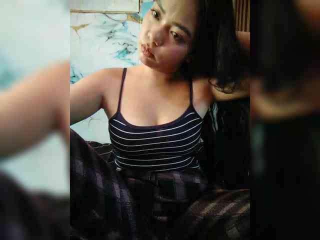 hornylittleprincess69