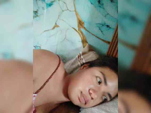 hornylittleprincess69 webcam