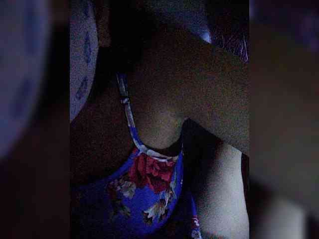 hornylittleprincess69