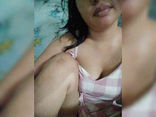 hornylittleprincess69 webcam