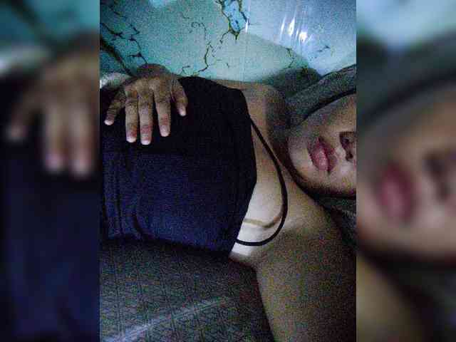 hornylittleprincess69 webcam