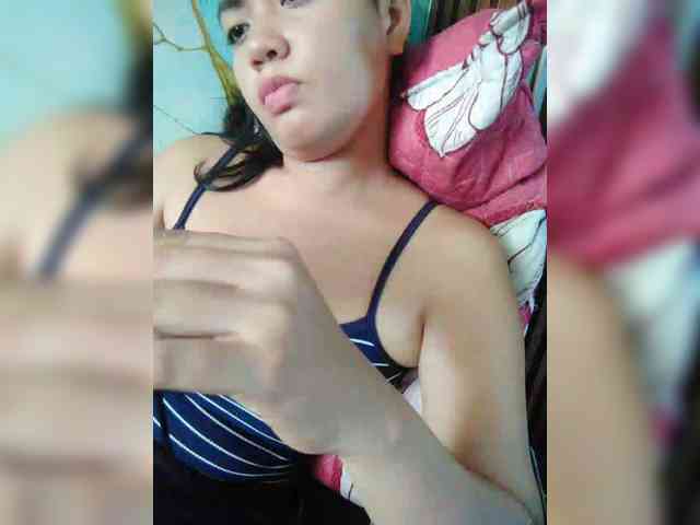 hornylittleprincess69 webcam