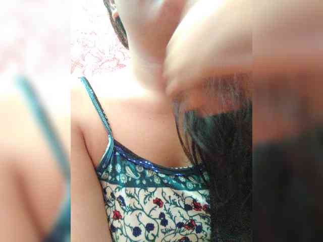 hornylittleprincess69 webcam
