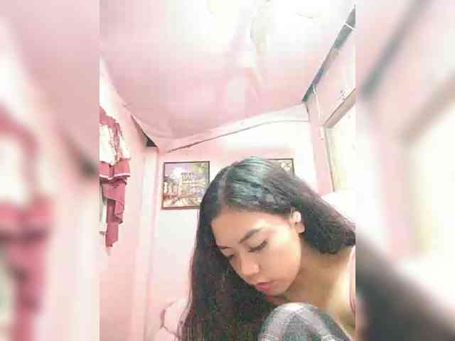 hornylittleprincess69