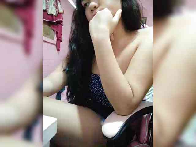 hornylittleprincess69