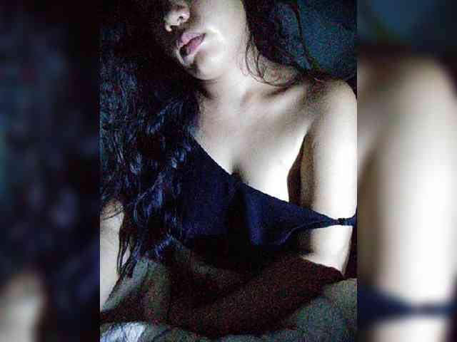 hornylittleprincess69