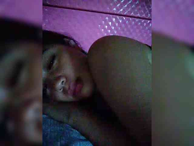 hornylittleprincess69