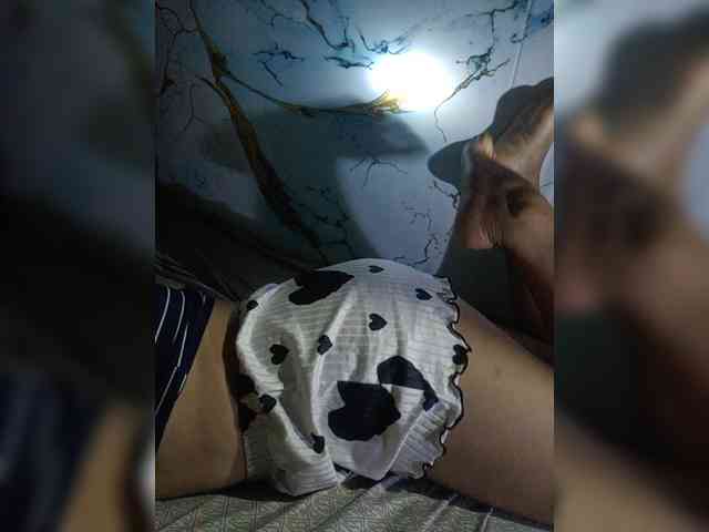 hornylittleprincess69 webcam