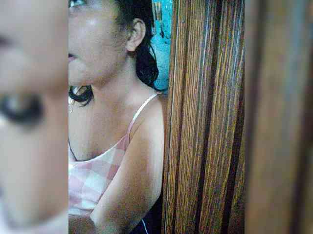 hornylittleprincess69 webcam