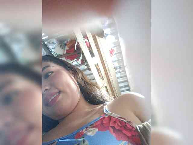 hornylittleprincess69 webcam