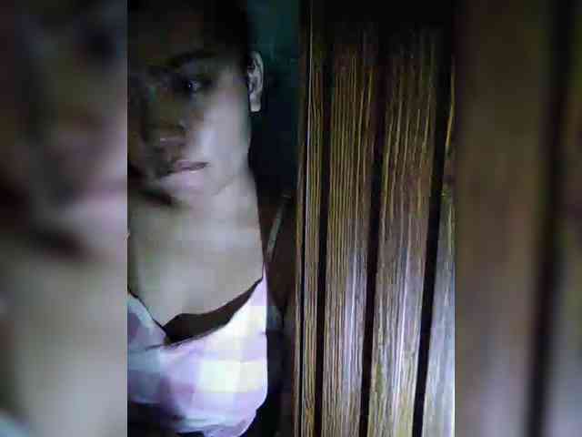hornylittleprincess69 webcam