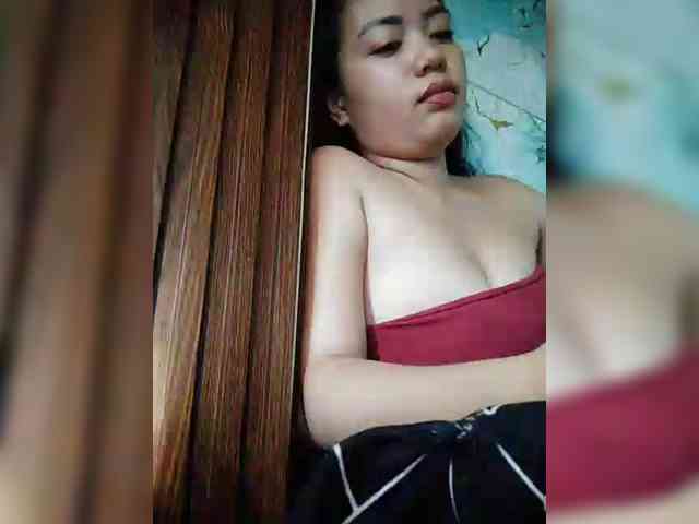 hornylittleprincess69