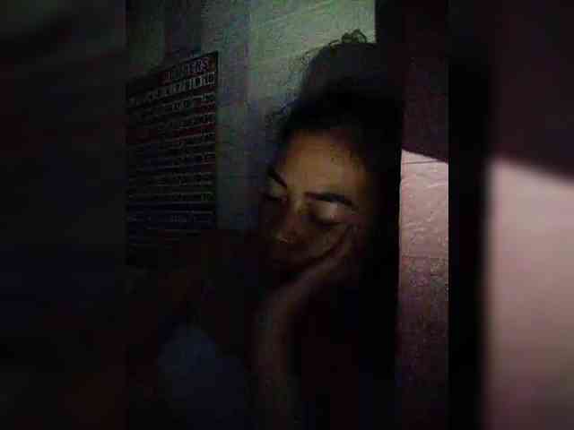 hornylittleprincess69 webcam