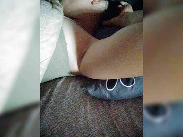 hornylittleprincess69 webcam