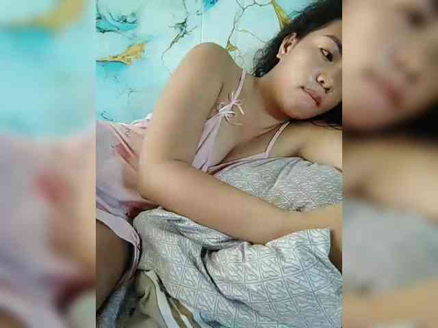 hornylittleprincess69