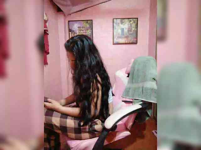 hornylittleprincess69 webcam