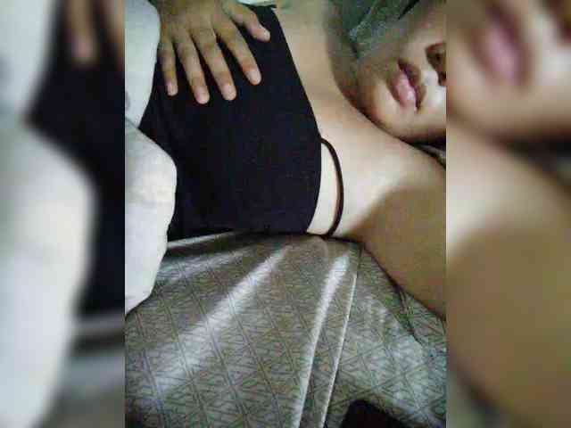hornylittleprincess69 webcam