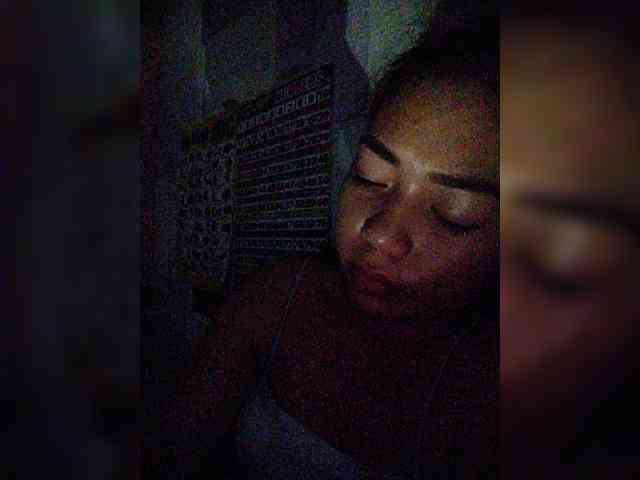 hornylittleprincess69 webcam