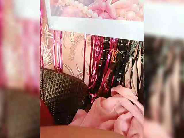 hornylittleprincess69 webcam