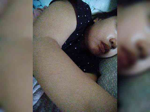 hornylittleprincess69 webcam