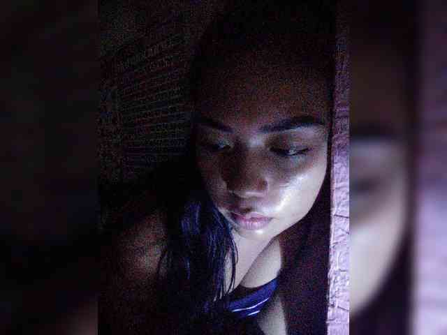 hornylittleprincess69 webcam