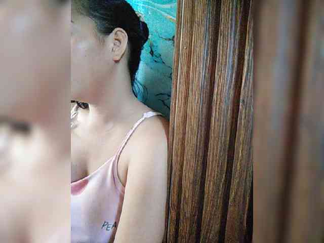 hornylittleprincess69