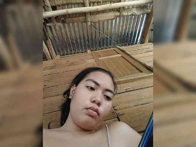 hornylittleprincess69