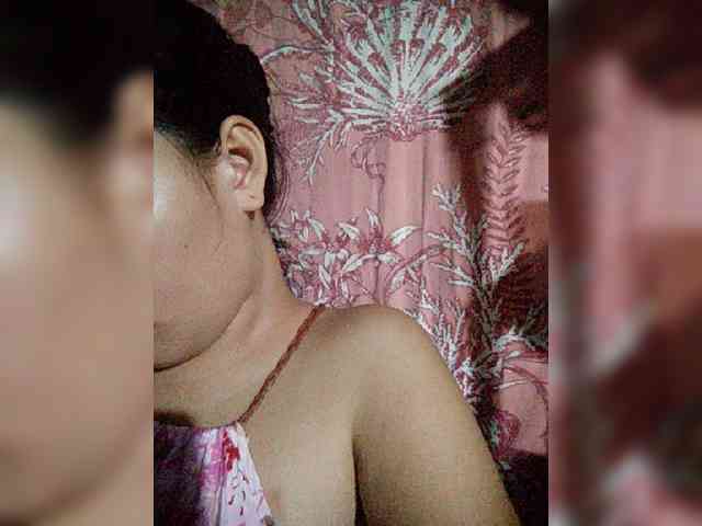 hornylittleprincess69 webcam