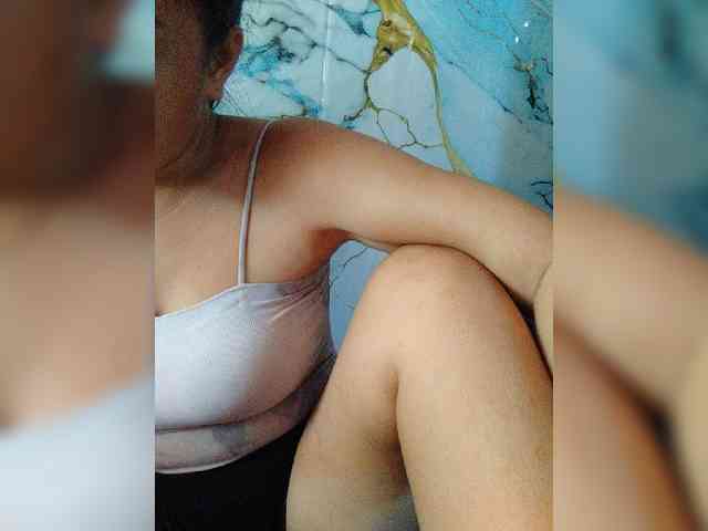 hornylittleprincess69