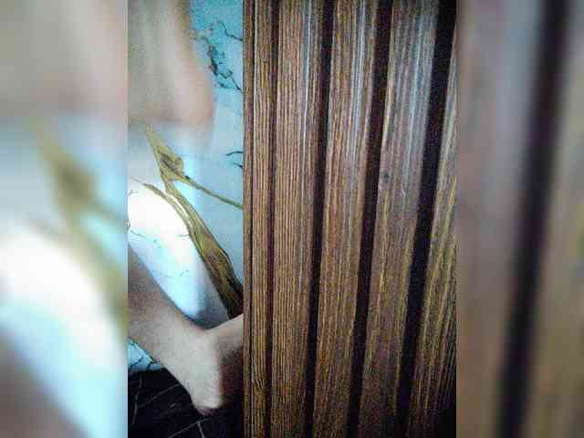 hornylittleprincess69's live room