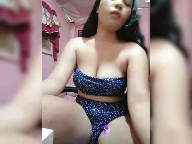 hornylittleprincess69 webcam