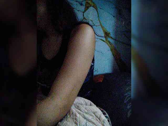 hornylittleprincess69 webcam