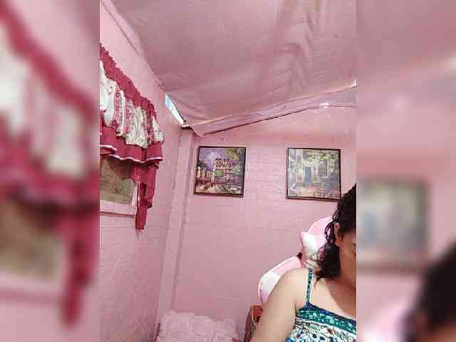 hornylittleprincess69 webcam