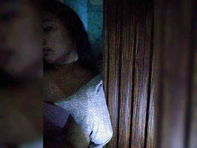 hornylittleprincess69