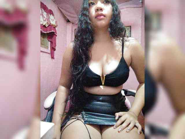 hornylittleprincess69