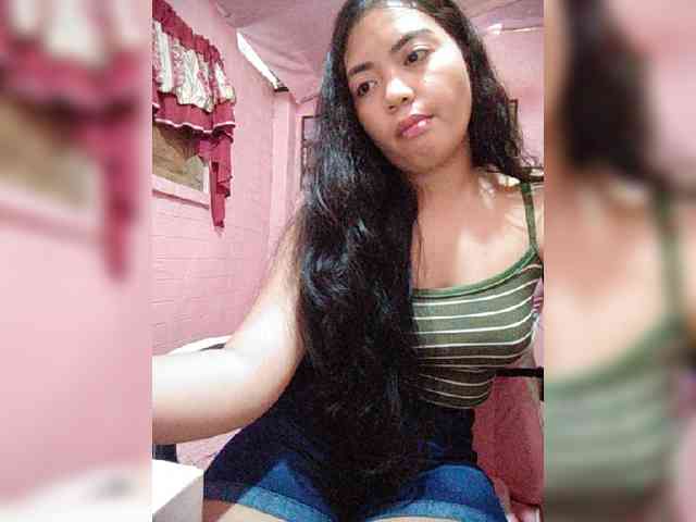 hornylittleprincess69 webcam