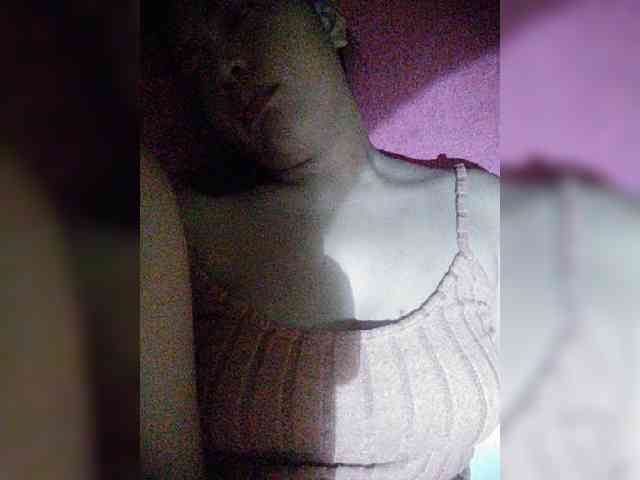 hornylittleprincess69 webcam