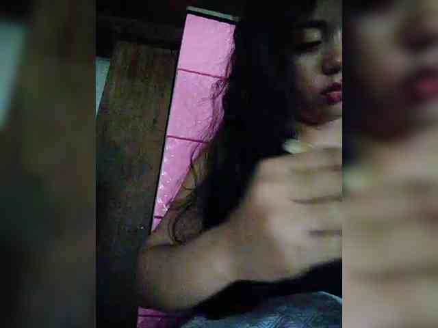 hornylittleprincess69 webcam