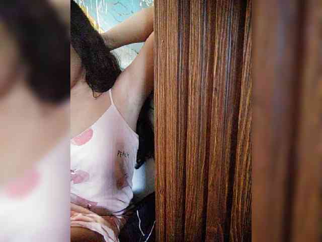 hornylittleprincess69 webcam