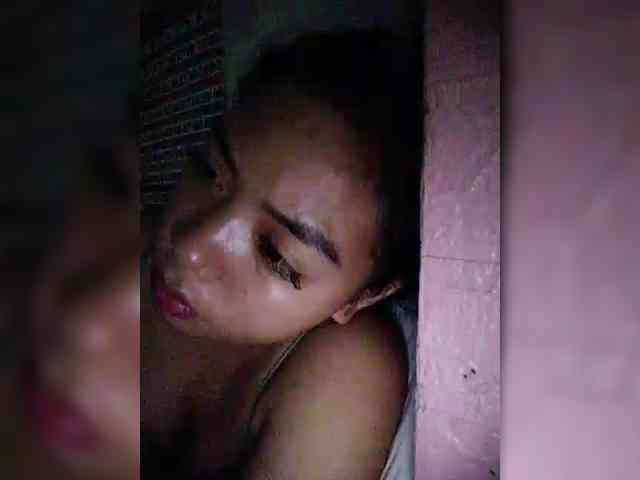 hornylittleprincess69 webcam