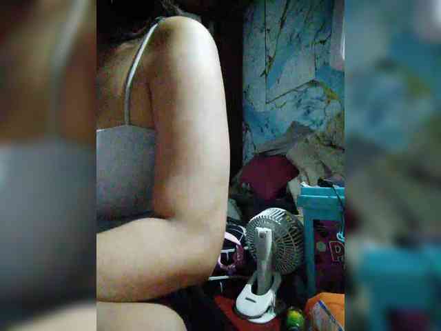 hornylittleprincess69 webcam