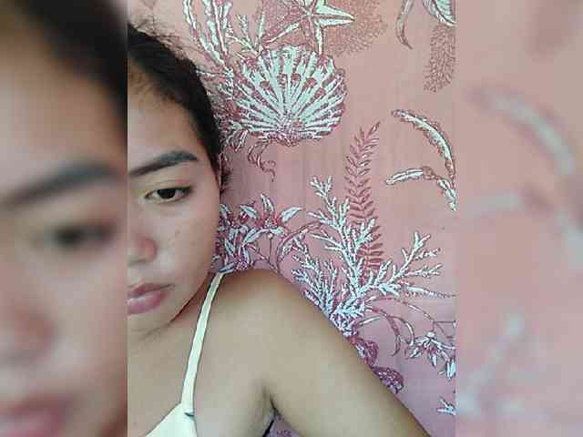 hornylittleprincess69