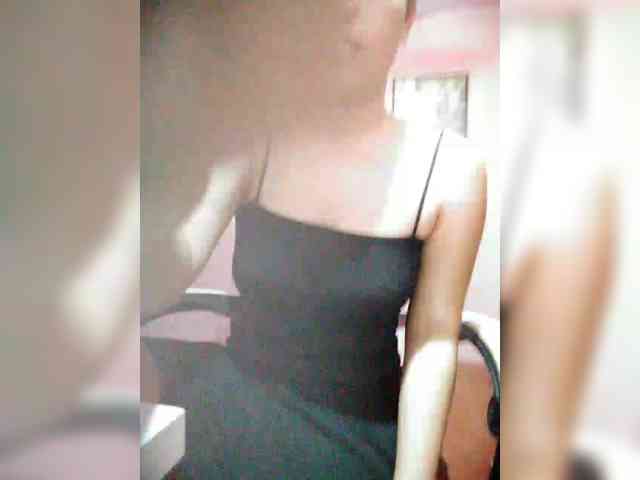 hornylittleprincess69