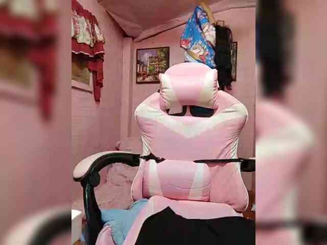 hornylittleprincess69 webcam