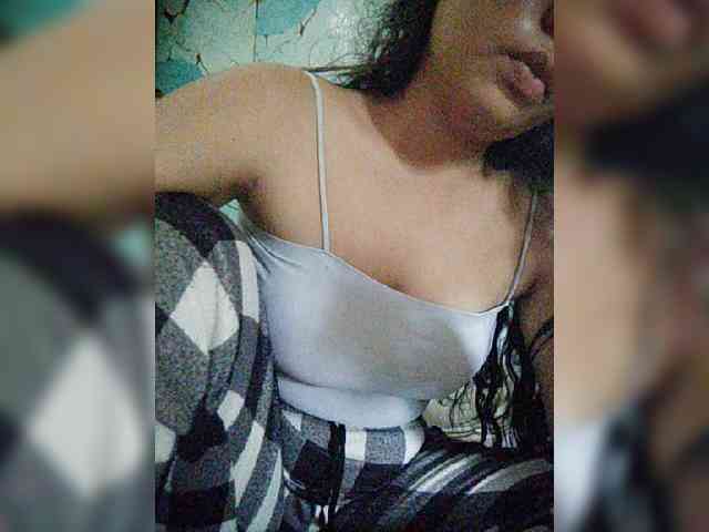 hornylittleprincess69 webcam