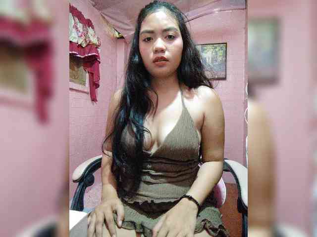 hornylittleprincess69 webcam